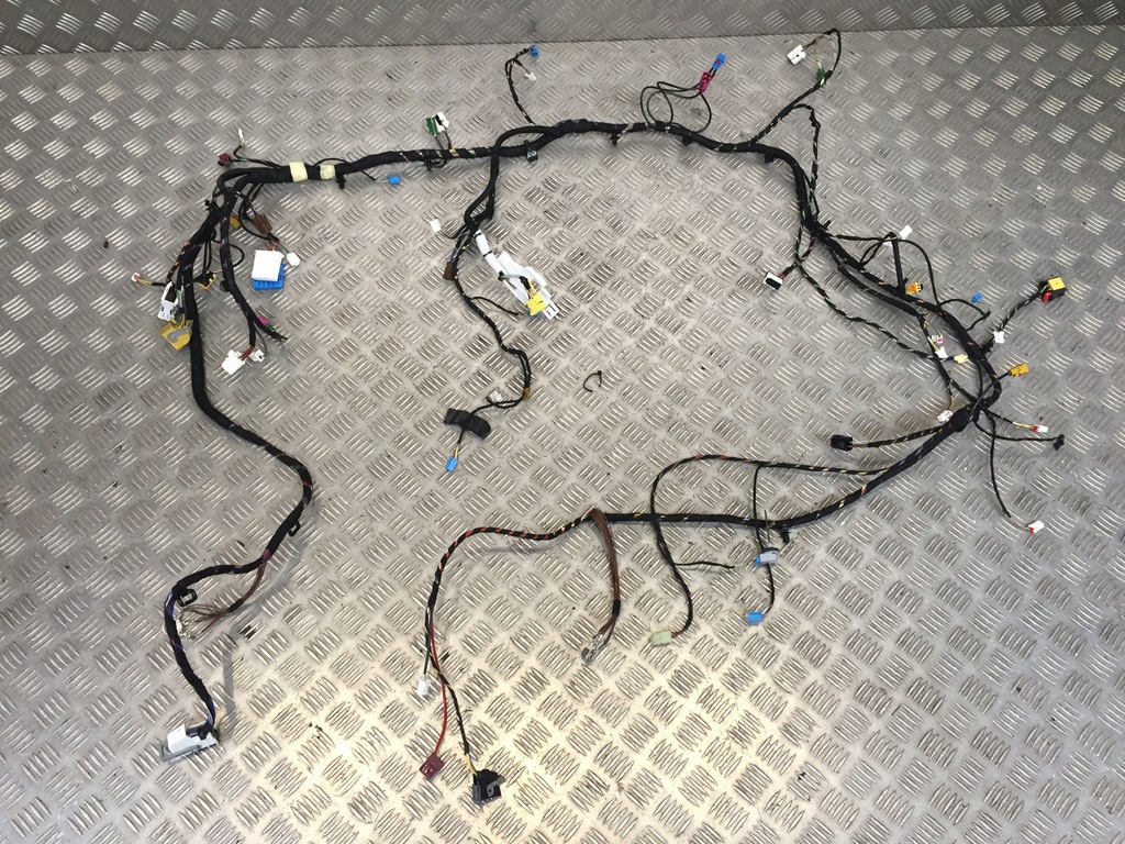 фото №15, Mercedes c-klasa w206 жгут электропроводка панели консоли