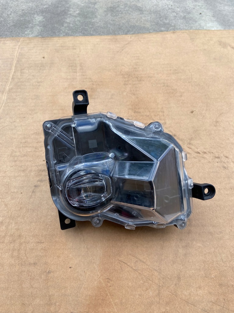 фото №1, Lexus ux протитуманна фара led drl правий