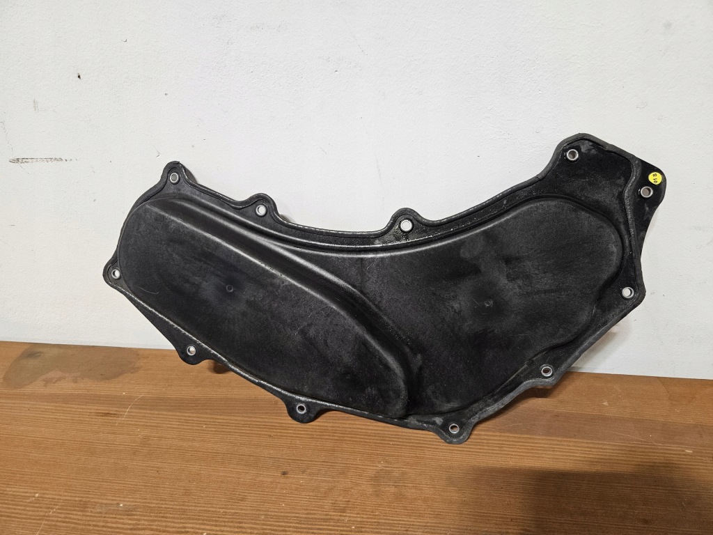 Купити Захист двері ліва audi r8 4s0837103