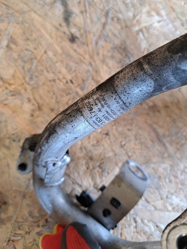 фото №4, Mercedes w213 трубки кондиционера трубка 2138307502