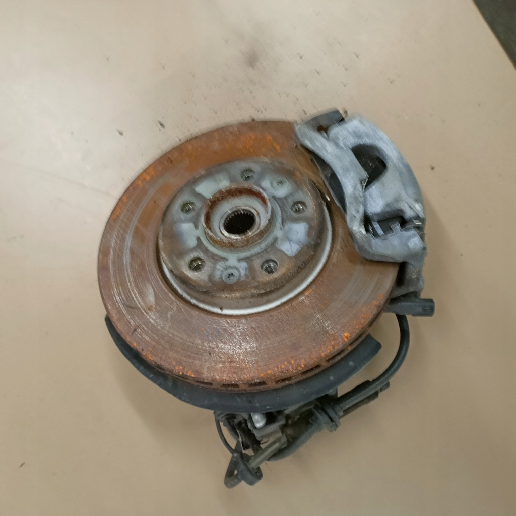 фото №1, Renault talisman поворотный кулак ступица левая передняя