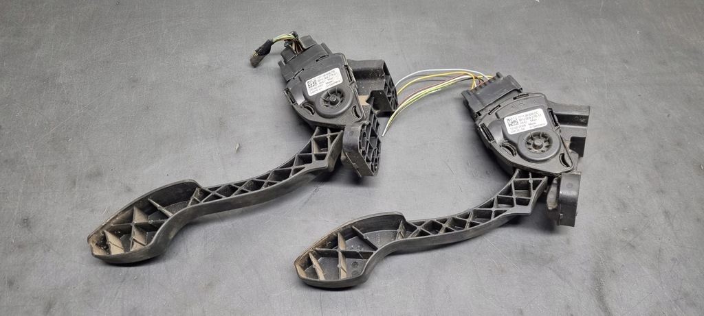 фото №1, Педаль газу потенціометр ford transit connect 7t11-9f836-db