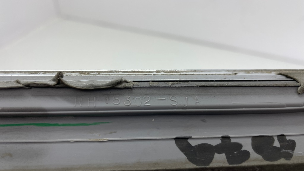 фото №7, Honda legend молдинг дверь хром 75302-sja