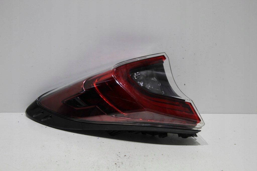 фото №1, Toyota chr ch-r лампа задняя задняя led ładna