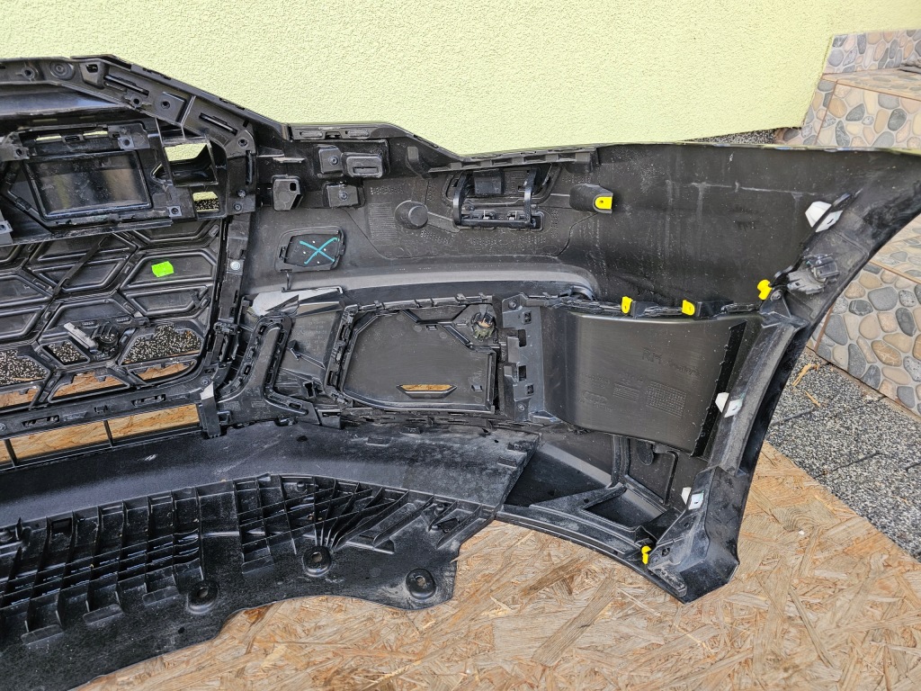 Бампер audi a6 c8 рестайлінг  s-line 4k08070l437g перед гарний оригінал Недорого