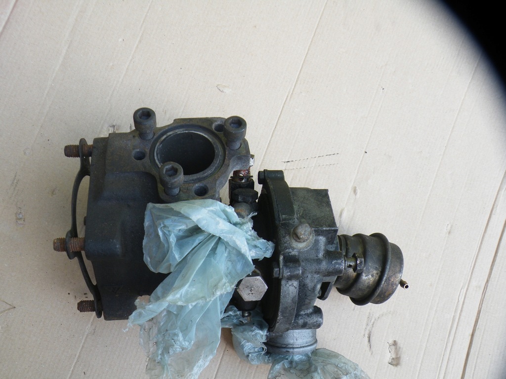 фото №10, Турбонагнетатель турбина левая audi a4 s4 b5 a6 c5 2.7t are 078145703r turbo