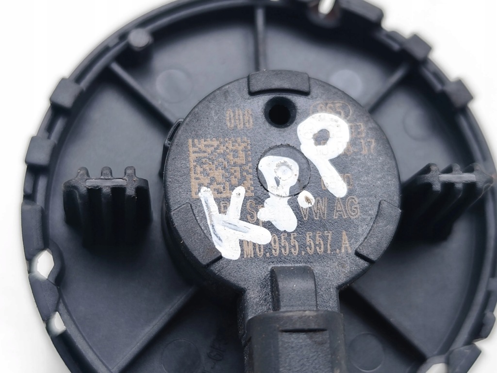 фото №7, Audi a4 датчик удара подушка безопасности перед левый 2017 седан 4/5dr 4m0955557a