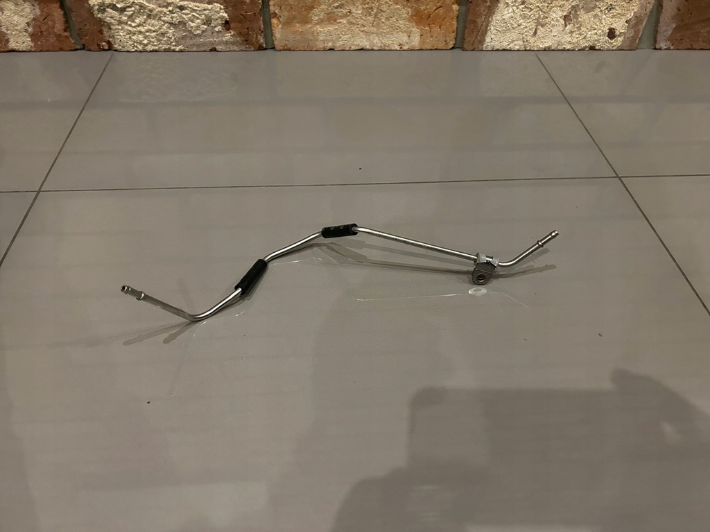 фото №1, Audi rs3 8v0 i інше 2.5tfsi wąż труба шланг turbo 07k145718c