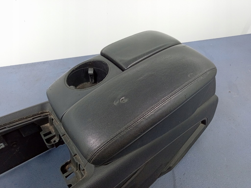 фото №6, Audi q7 4l туннель средний подлокотник