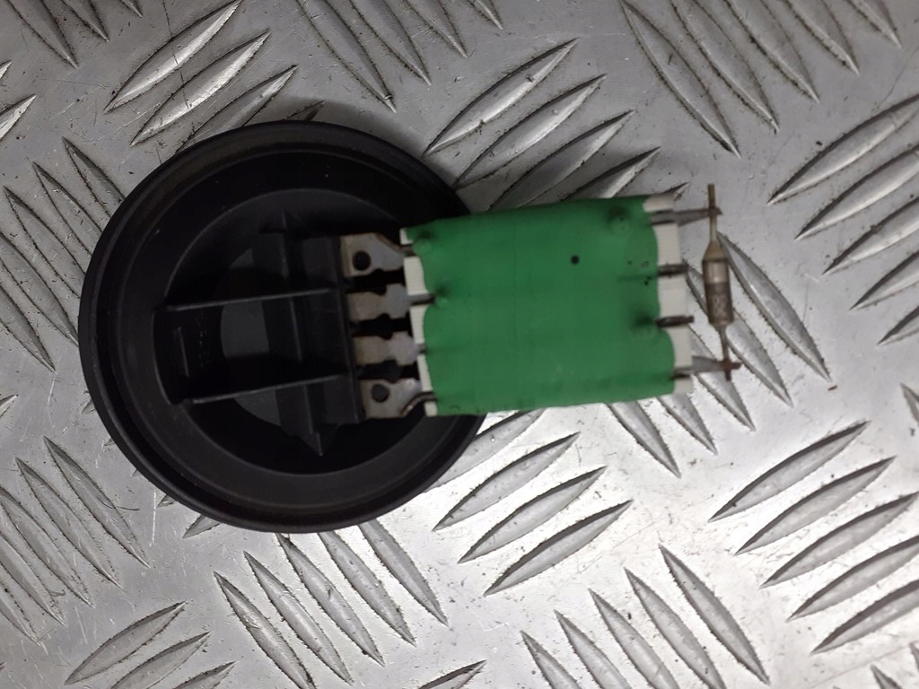 фото №1, Резистор резистор вентилятор skoda fabia i