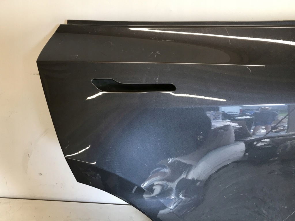 фото №2, Tesla model y дверь правый задняя