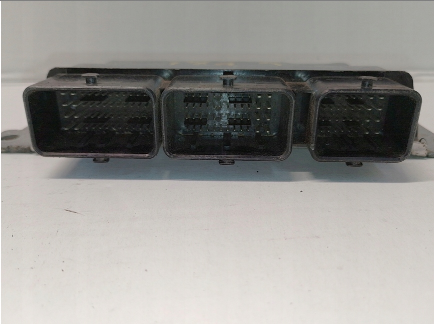 фото №3, Бортовой компьютер двигателя 237107314r dacia renault