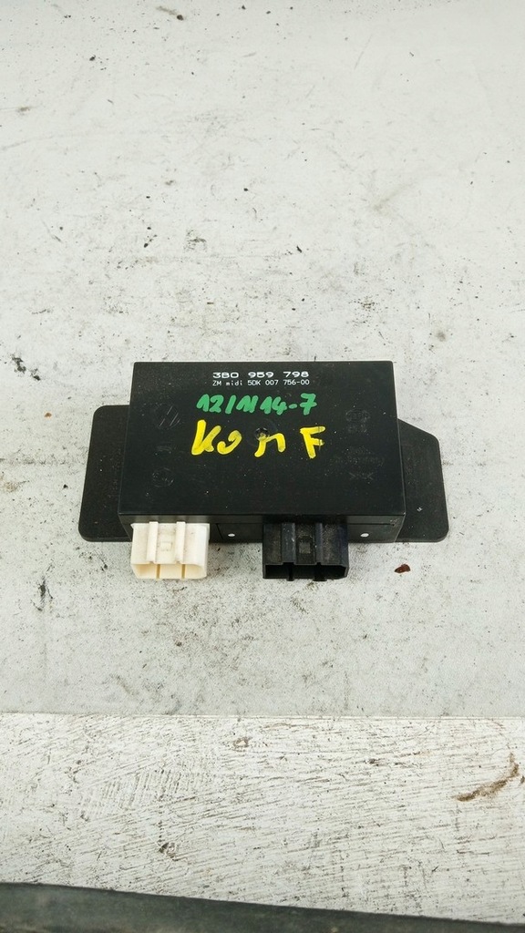 фото №1, Volkswagen passat b5 модуль комфорта 3b0959798