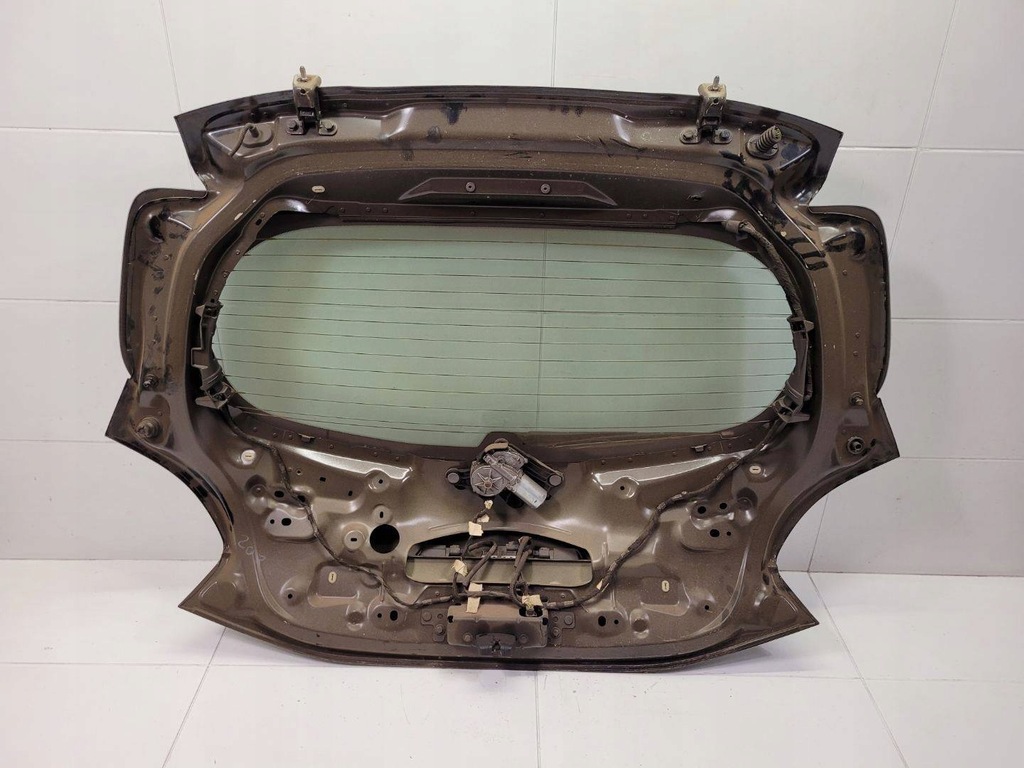 фото №10, Задняя крышка багажника багажника peugeot 208 2015