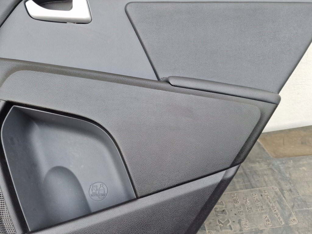 фото №4, Обшивка оббивка двері правий задня kia sportage iii