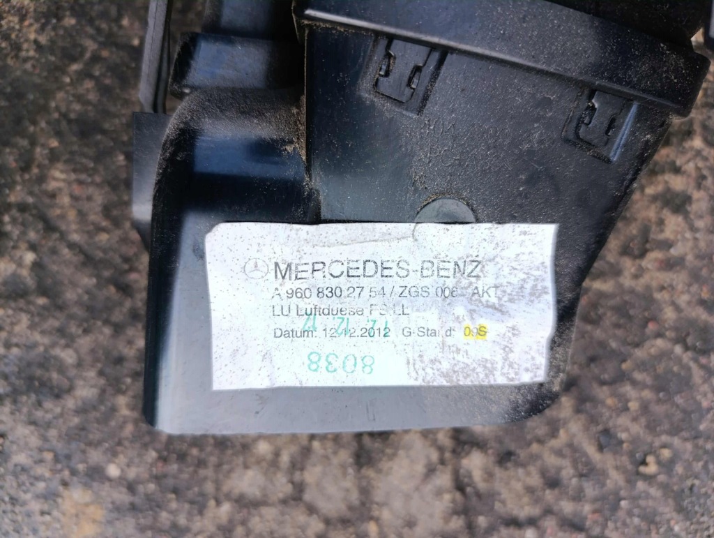 Решітка обдув mercedes actros mp4 a9608302754 Ціна