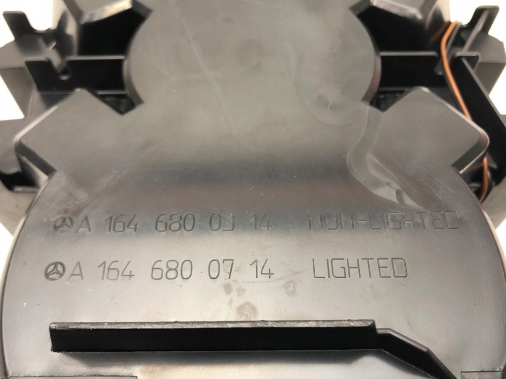 фото №8, Кронштейн na напитки mercedes w164 05-12 suv кружки кружка, подстаканник