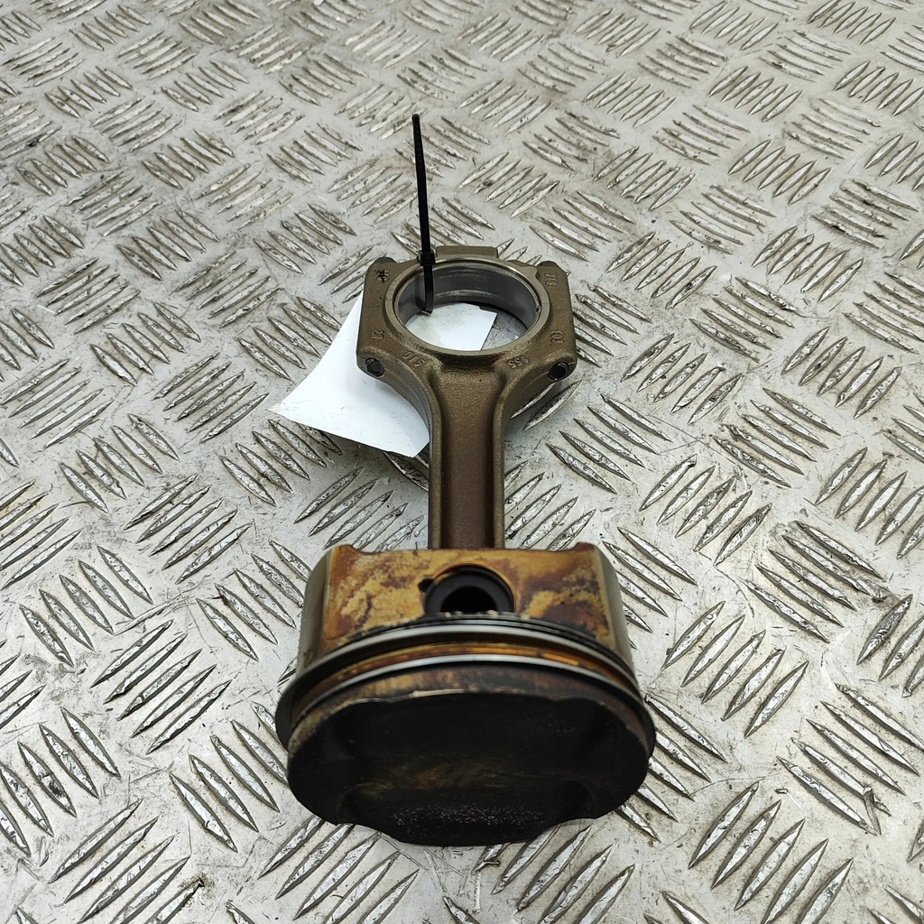 фото №1, Porsche cayenne 9pa 2007 поршень