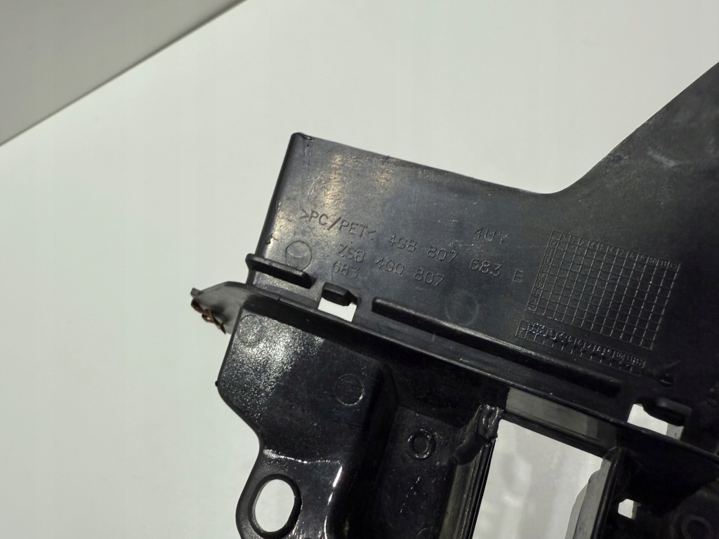 Купити Audi a7 c7 s-line s line решітка середня нижня бампера передня 4g8807683