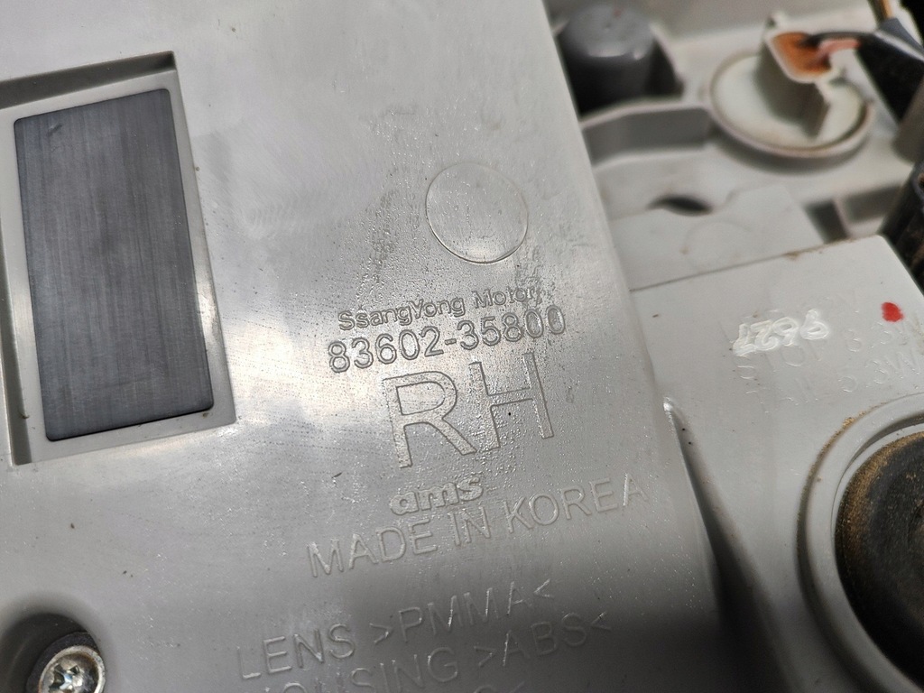 фото №10, Ssangyong tivoli lift 19- лампа правая задняя задняя led uszk