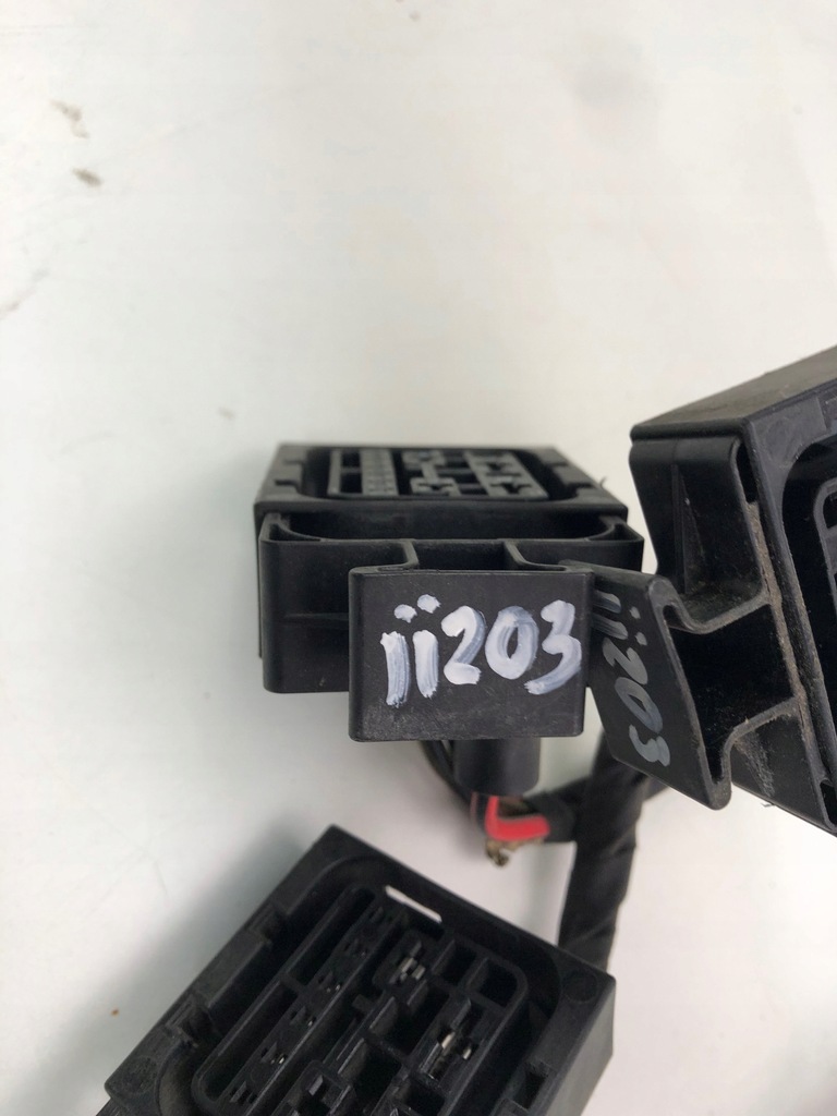 фото №7, Vw seat skoda audi штекер колодка вентилятора радиатора 5j0973721