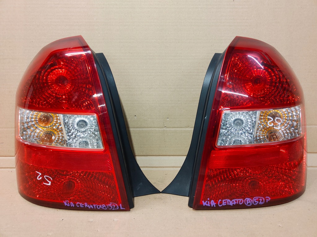 фото №1, Лампа задняя правая + левая kia cerato hb 03-08