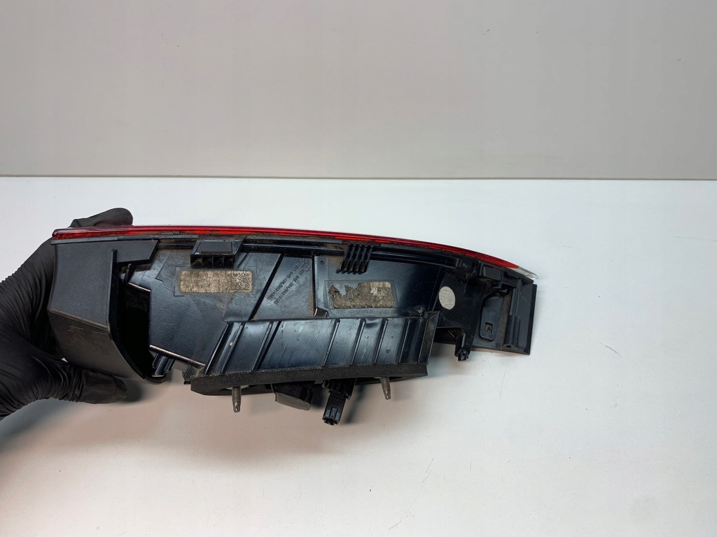 фото №8, Skoda scala лампа задня правий задня 657945094