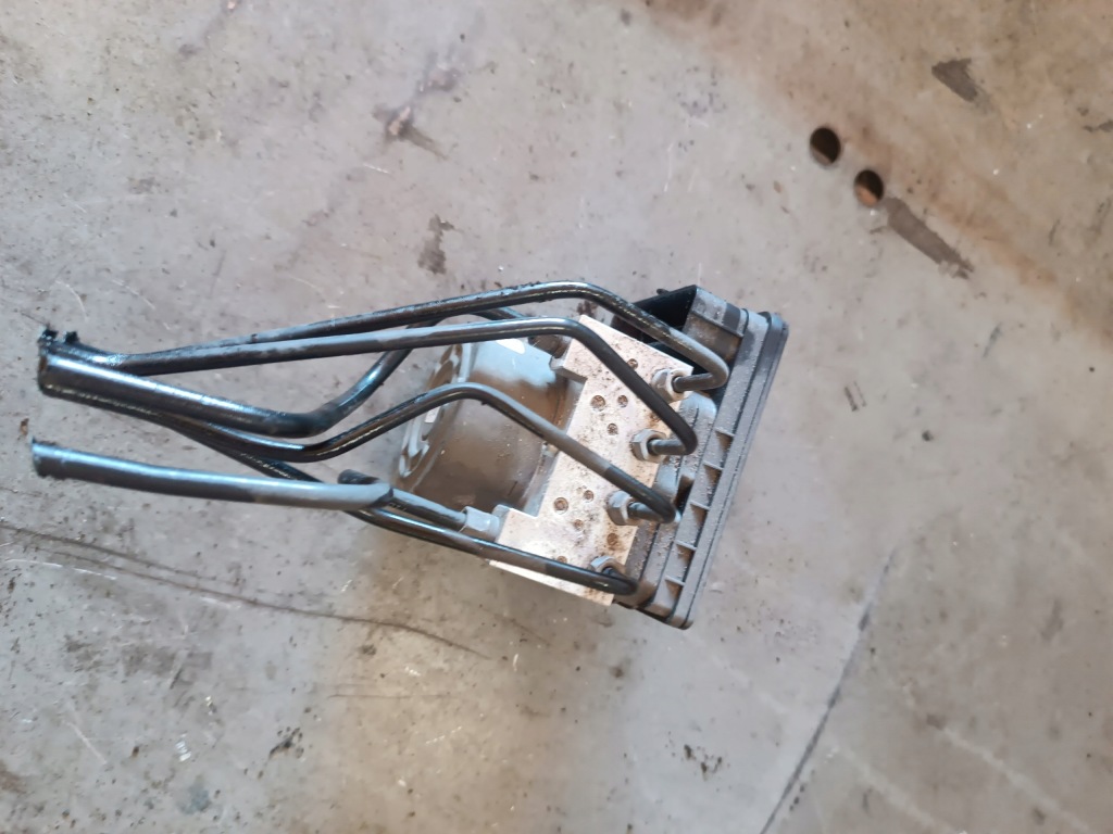 фото №1, Citroen c4 cactus насос abs тормозная 1,2 thp 9813805380