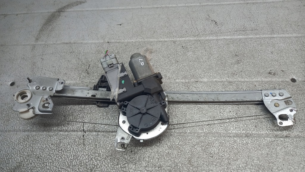 фото №1, Подъемник левый перед citroen c3 02r