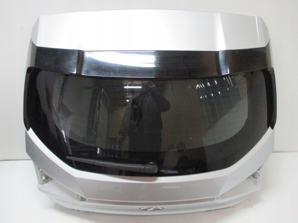 фото №1, Крышка багажника задняя lexus ux ux250 pod камера