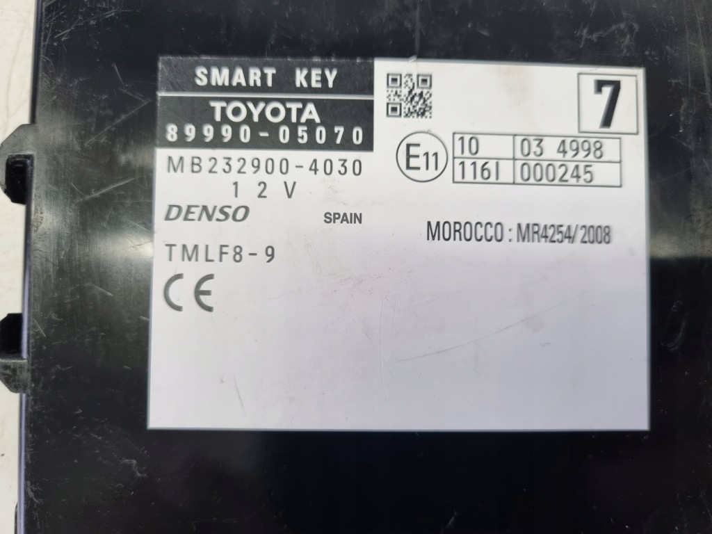Toyota avensis t27 модуль блок управления smart key Оригинал
