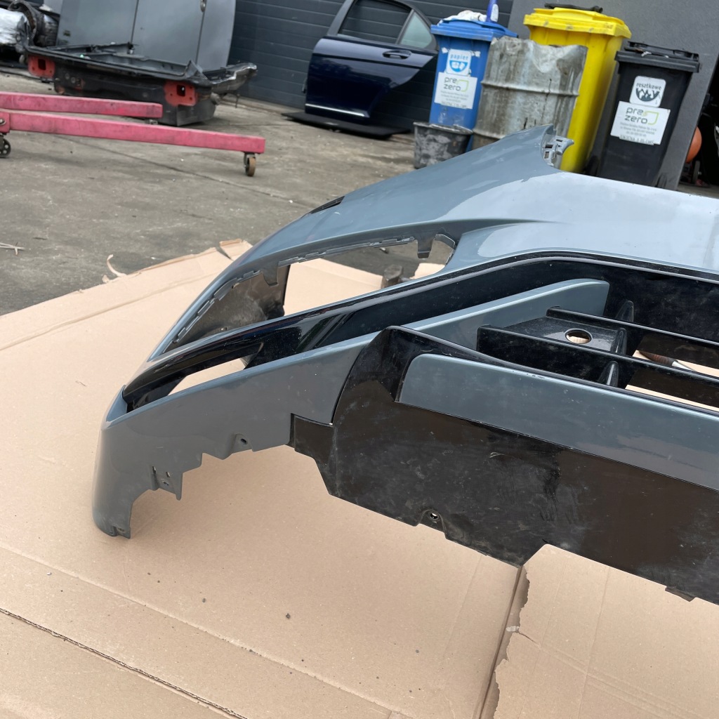 Volvo xc90 ii lift бампер перед передний 31690641 r-design Недорого