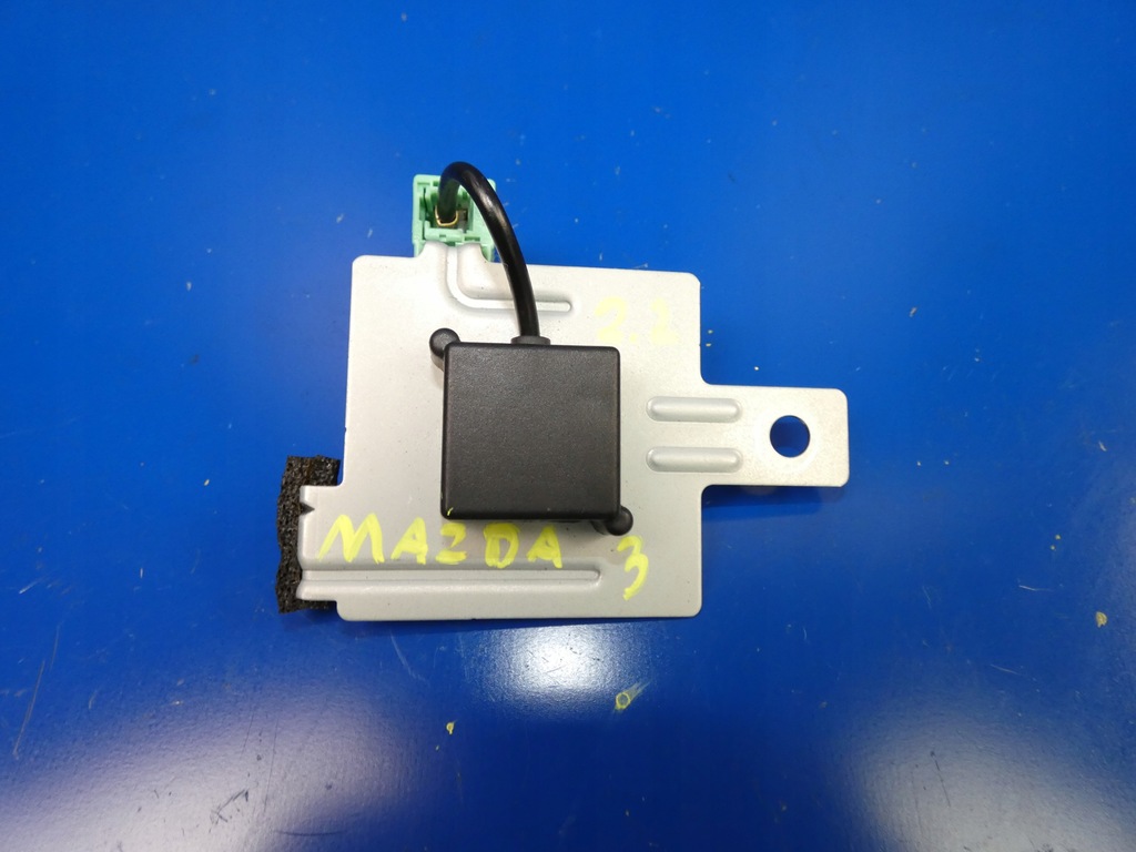 фото №1, Mazda 3 iii bm 13- антенна gps модуль