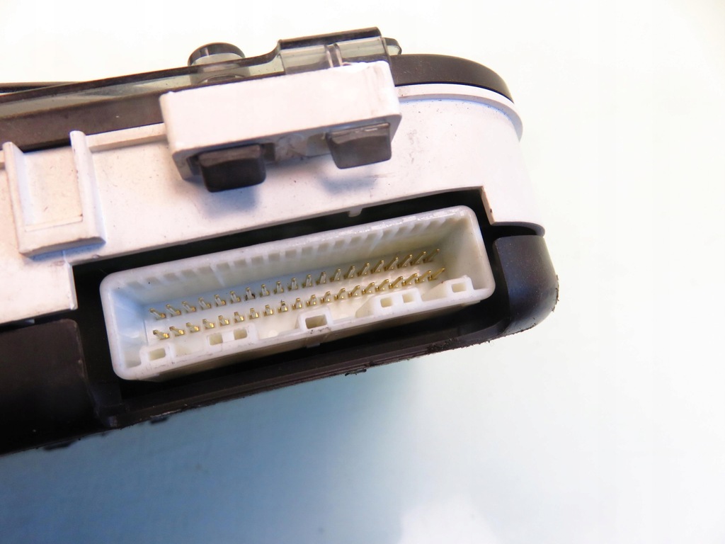 фото №5, Счетчик toyota corolla verso 2.2 d-4d 838000f090