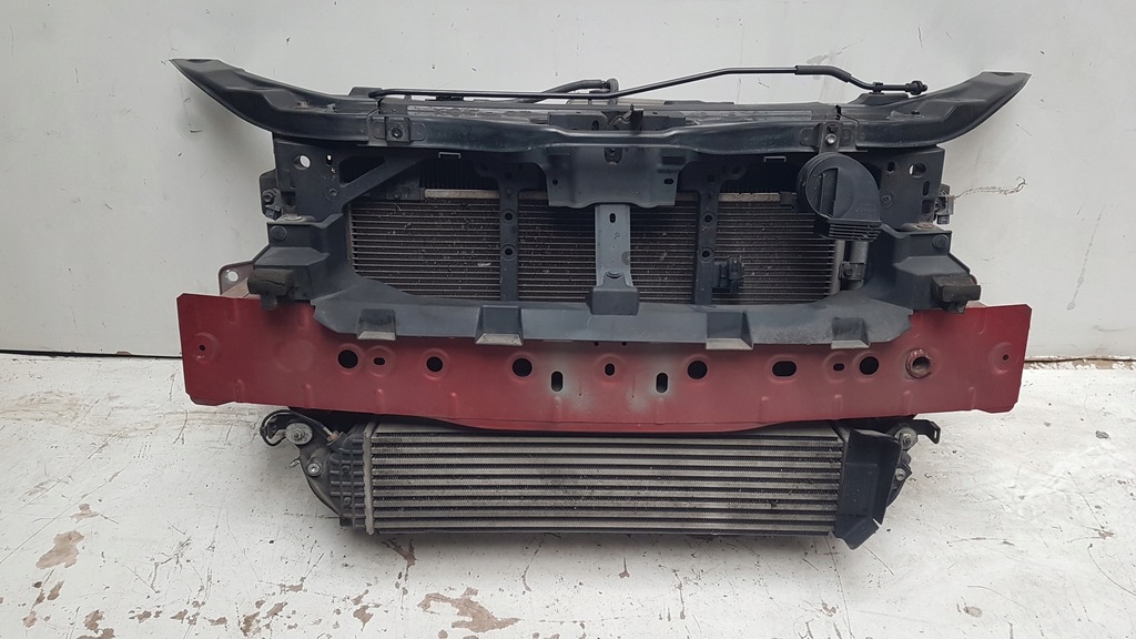 фото №1, Pas передний радиатор mazda cx5 2.2 дизель автоматическая коробка передач