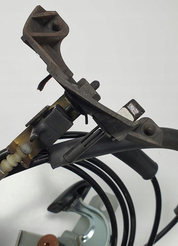 фото №3, Ручка тягa трос кришка заливної пального mazda rx-8 rx8