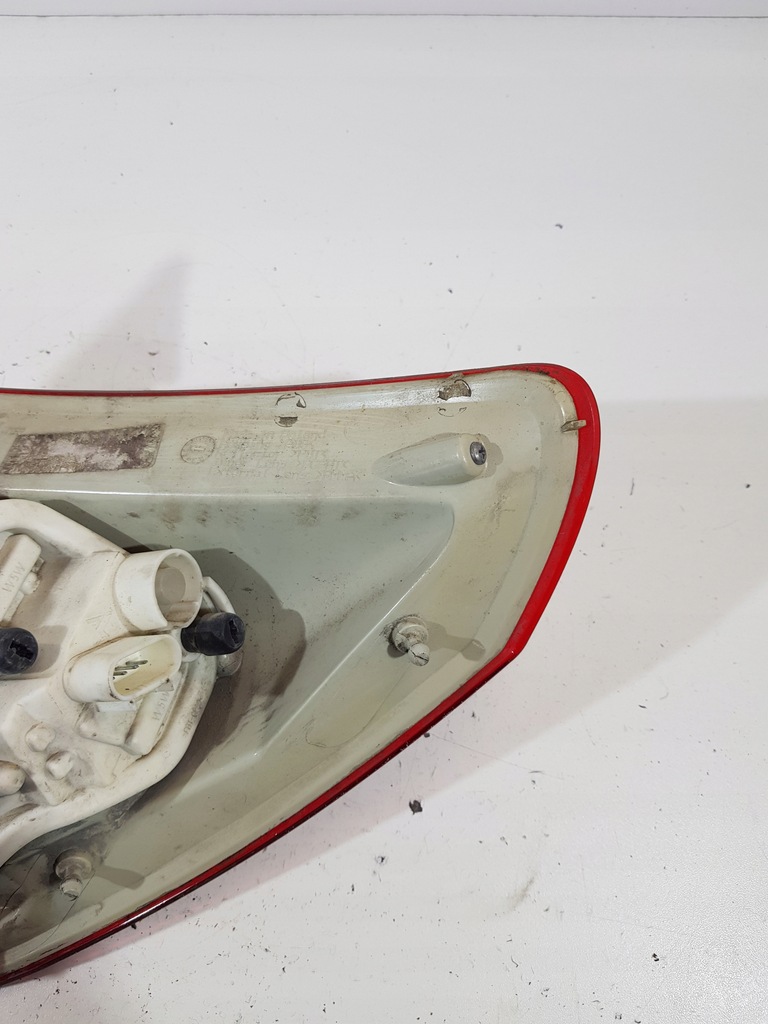 фото №10, Opel astra j iv 4 hb лампа задняя левая задняя левый