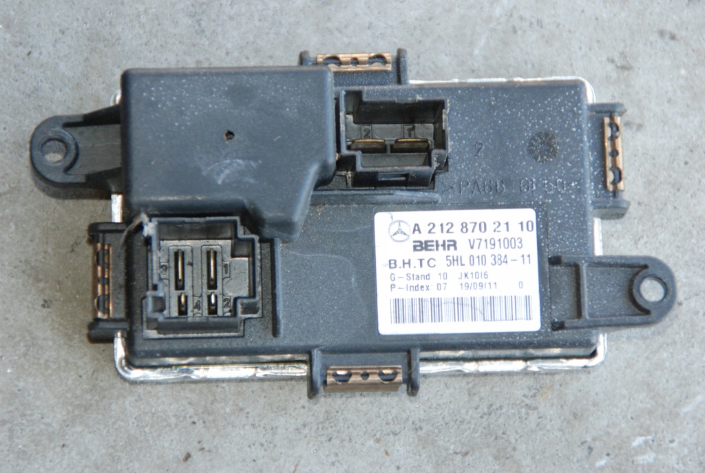 фото №1, C klasa w204 w212 w207 резистор обдув вентилятор