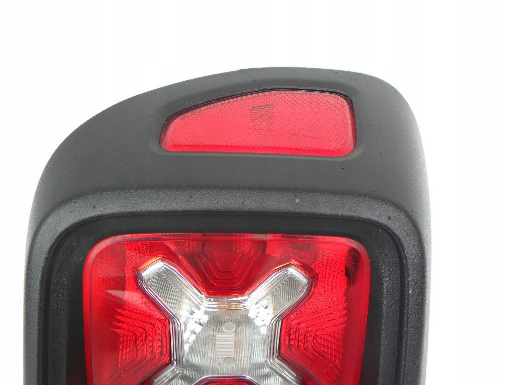 фото №2, Jeep renegade 14 rok задняя лампа левая