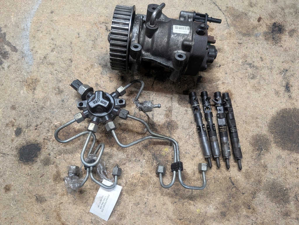 фото №1, Насос упорскування форсунки renault kangoo 1,5dci r9042a070c