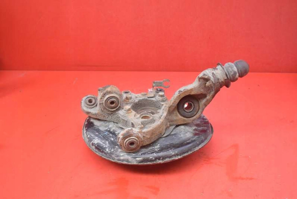 фото №6, Поворотний кулак ступиця права задня volvo xc90 1 i 2.4 d5 185 km 4x4 06-14