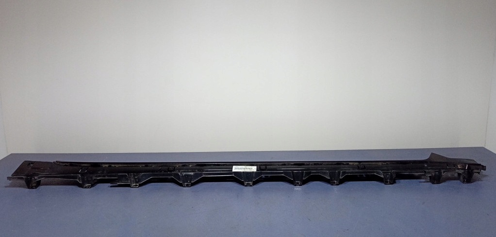 фото №1, Bmw i4 g26 молдинг накладка порог правая mpakiet 8078580