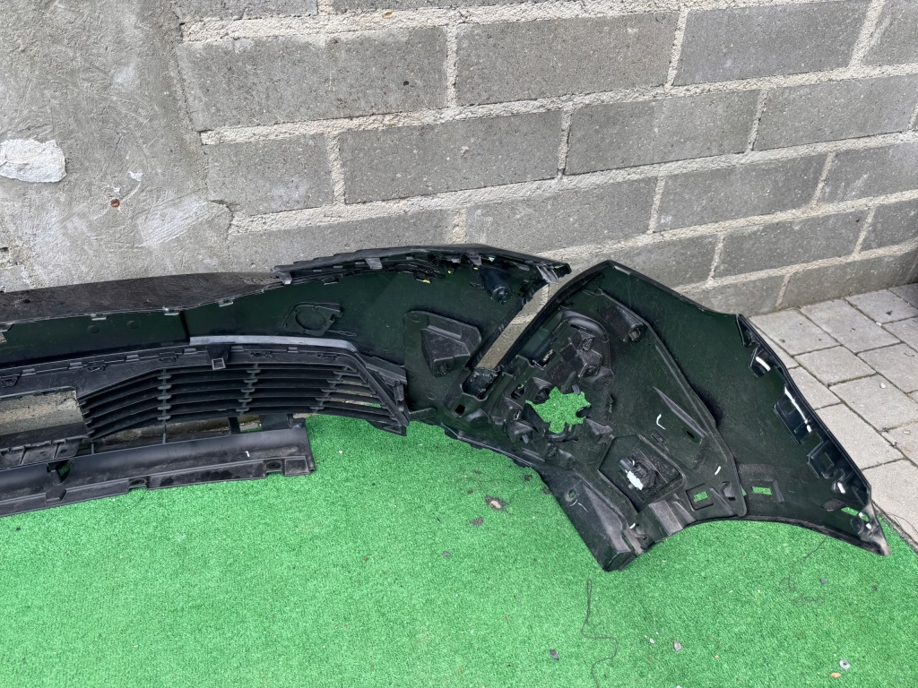 Peugeot 3008 5008 2 2 рестайлінг  бампер передній оригінал  європа Доставка