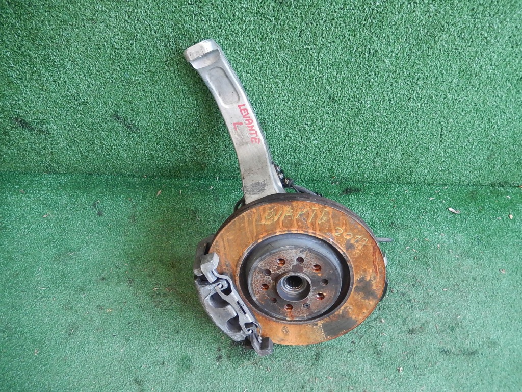 фото №1, Поворотный кулак maserati levante 3.0d 06700320530 левая