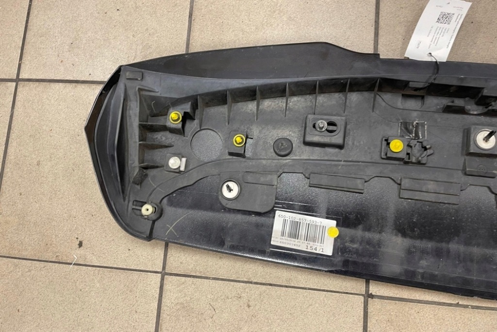 фото №7, Спойлер крышки багажника volvo v40 cross country 526 31253973 1.6l дизель