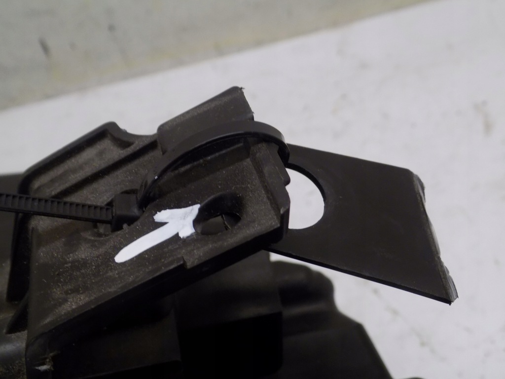 фото №7, Лампа левый перед mazda vi 6