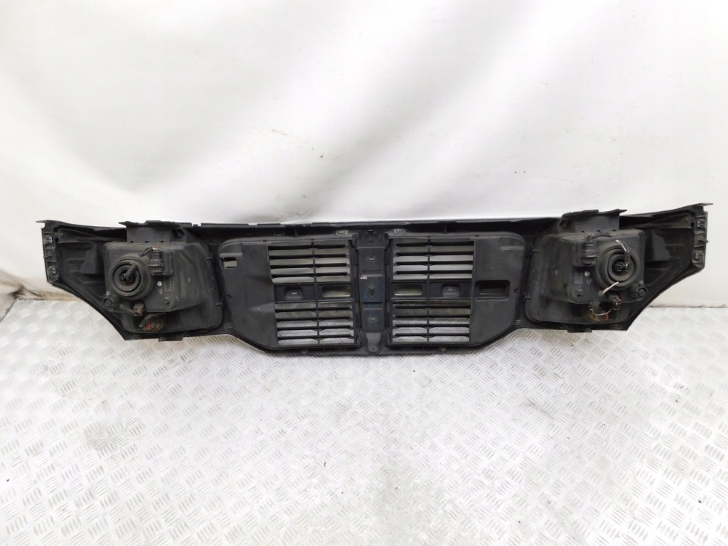 Бампер передній решітка  фара перед - dodge nitro 06-11 Недорого