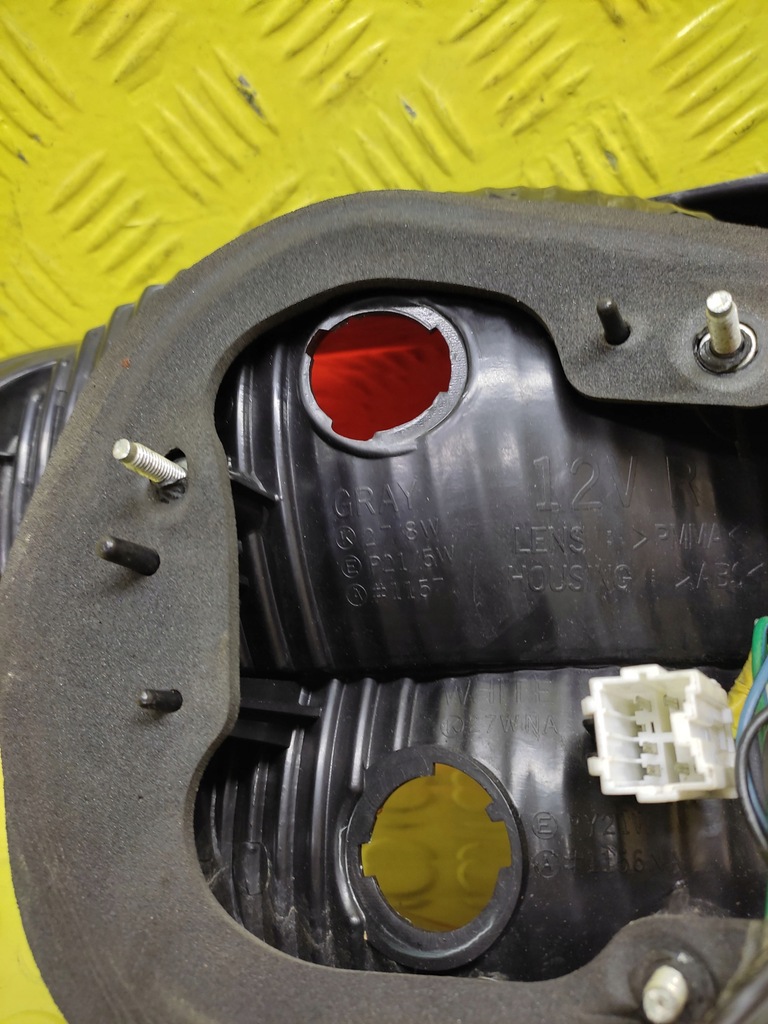 фото №5, Hyundai coupe лампа правий задня