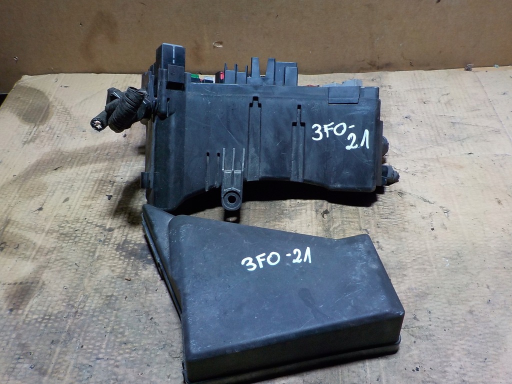 фото №1, Коробка модуль запобіжників subaru forester iii