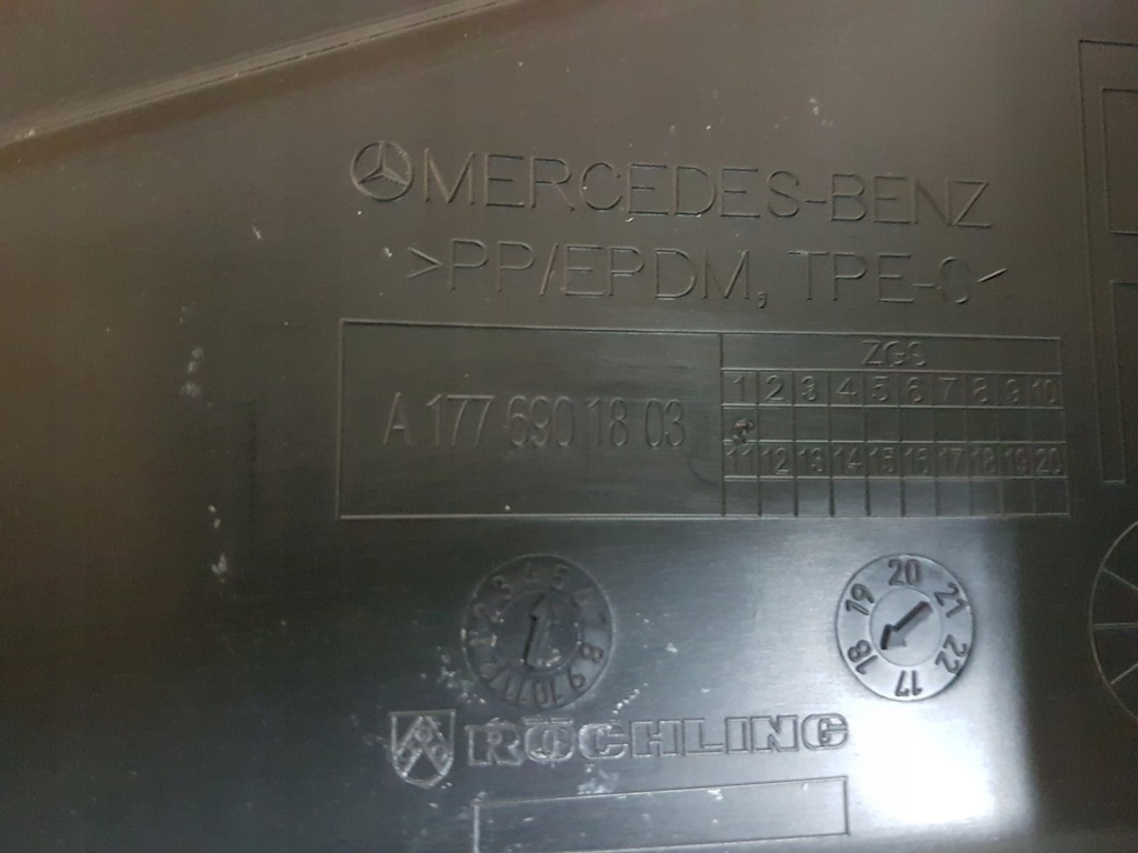 фото №5, Mercedes треугольник подкрылок передние a1776901803 w177 w247 a-klasa b-klasa